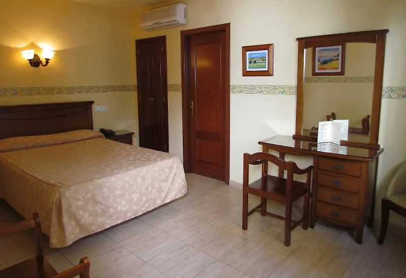 Hotel Don Paco Малага 3*,